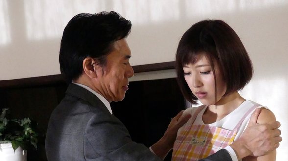 愛慾狂瀾：放蕩晝顏妻